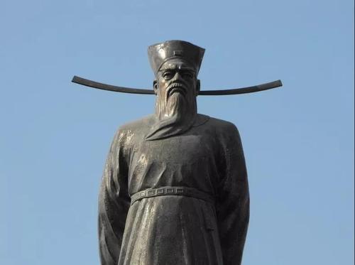 包公的亲侄子包勉犯法一样要被问斩,真的是铁面无私