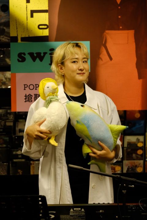 韩媒盛赞此生必听鲜于贞娥用玩偶熟记中文名