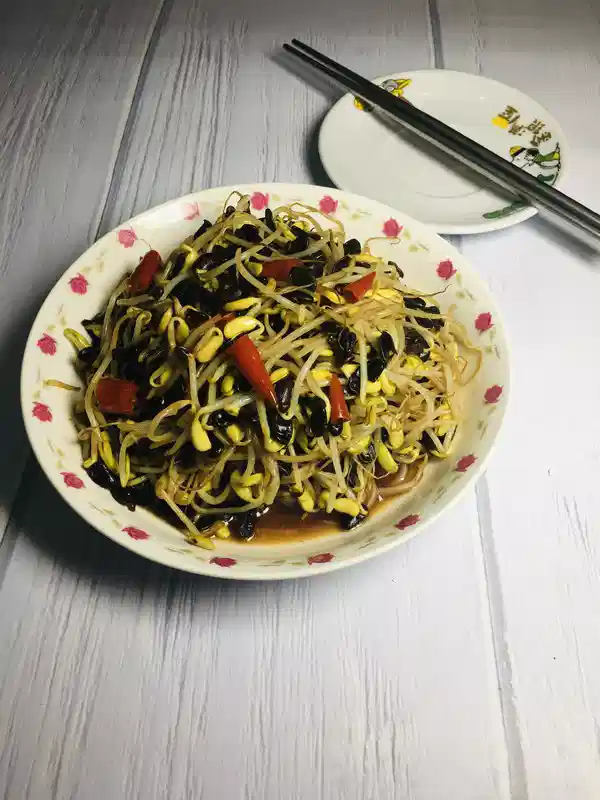 素炒黑豆芽